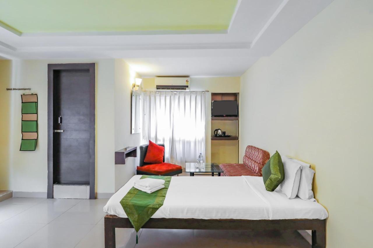 Treebo Trend Paradise, Indore Hotel Exterior photo